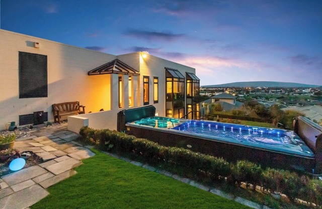 Beauty with Panoramic Views of Mount Pirongia