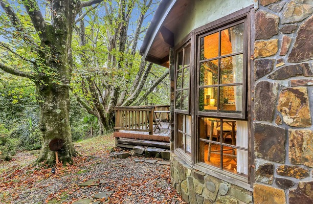 Beech - 2 Perrins Creek Rd Olinda