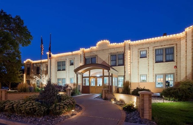 Best Western Plus Plaza Hotel