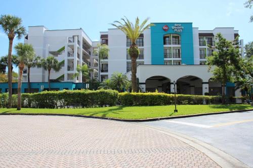 Best Western Plus Deerfield Beach Hotel & Suites