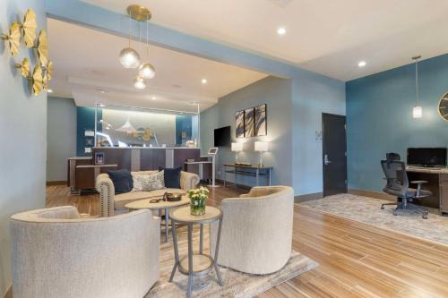 Edinburg Inn Suites 