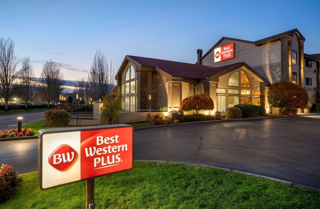 Best Western Plus Mill Creek Inn