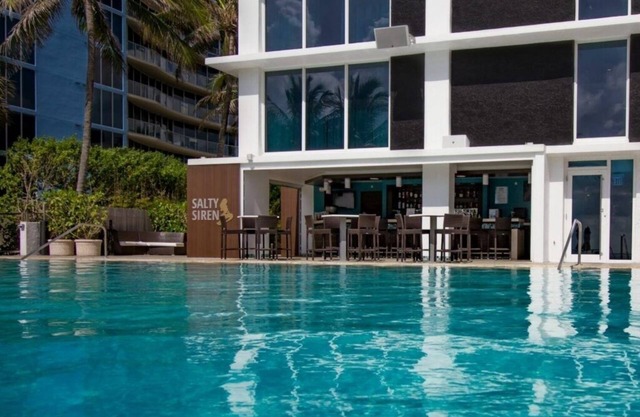 Better Choice for your Vacation! 2 Great Units, Onsite Heated Infinity Pools!