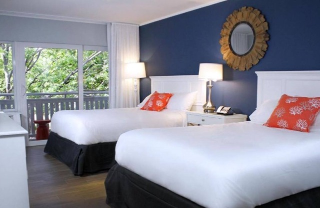 Better Choice for your Vacation! 3 Pet-friend Units, Free Parking, Tennis Courts