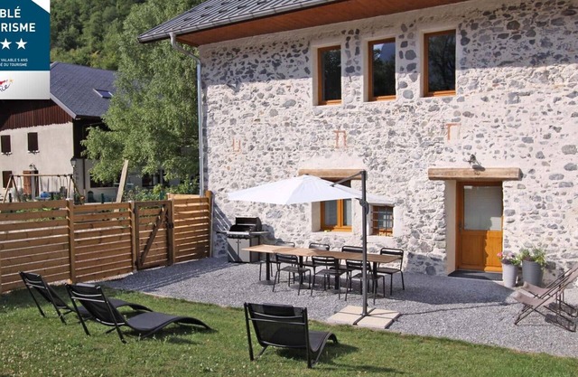 BETWEEN LAKE AND MOUNTAINS: Côté Bauges - Rental ★ near Lake Annecy