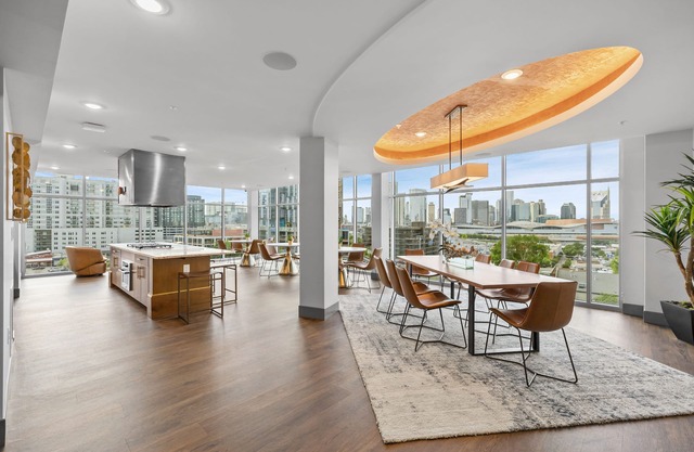 Beverly Hills Penthouse Suite
