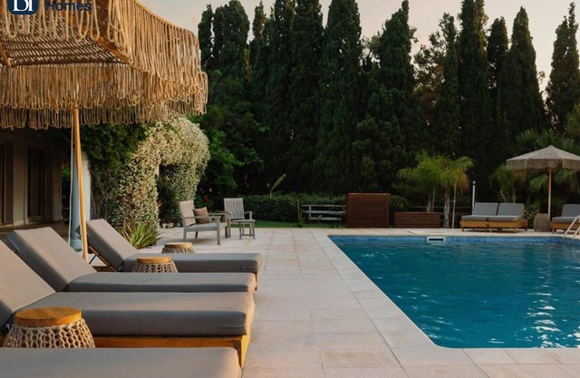 BH529 - C - Villa Rhodes