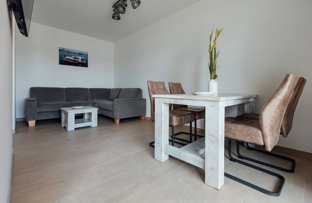 Bi-2 Havelbucht - Exklusive Ferienwohnungen an der Havel