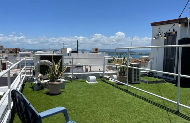 Bi-Level w/Rooftop Terrace AC Wifi Kitchen 51 Calle Cristo