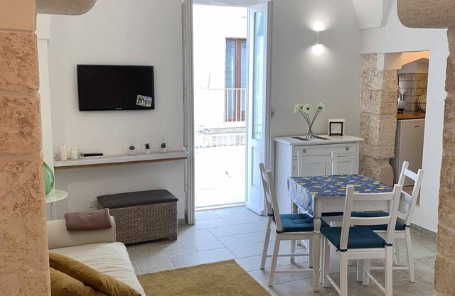 biancostuni66, Le Piccole Case Bianche