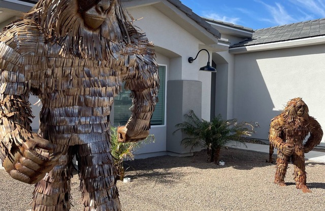 Bigfoot's Bungalow - Larger-than-Life Lake Escapes