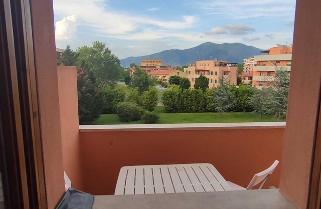 Bilocale Buona Posizione per Raggiungere Zone Limitrofe