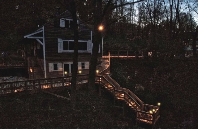 Blackberry River Cottage: Where Fun & Nature Meet