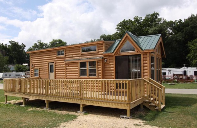 Blackhawk RV Campground Loft Cabin 12