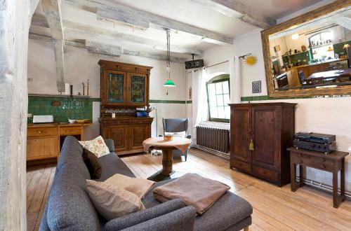 Blauregen- Stilvolle Maisonette im historischen Speicher für bis zu 8 Personen