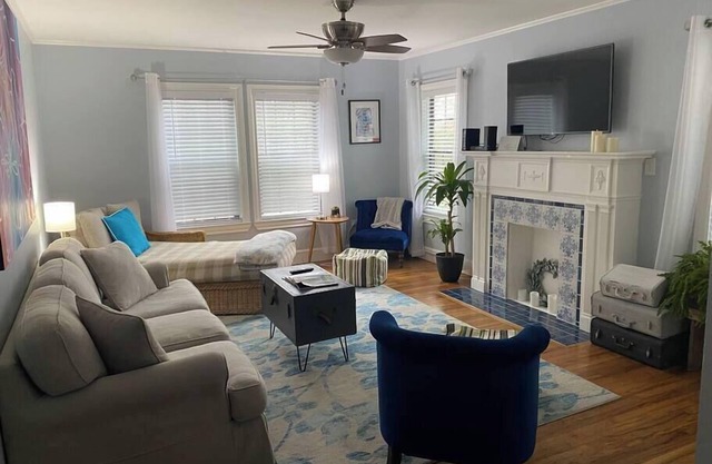 Blue Belle House -Minutes to Magnolia