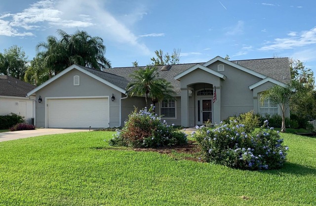 Blue Heron Way on Lake Eustis!