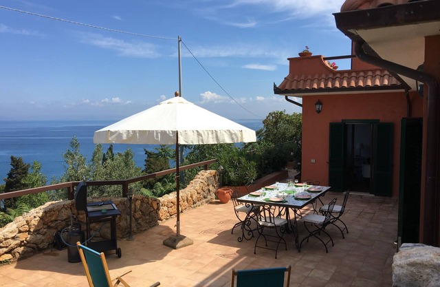 "BLUE HOUSE" beautiful semi-detached villa with breathtaking views