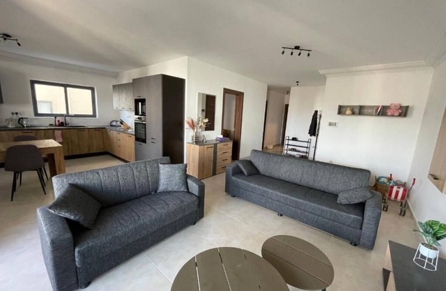 Blue Skies Family Apartment with Terrace