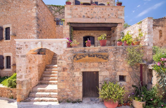 Blue villa Mantzourana - 1 bedroom-2 balconies -Sea and mountain view