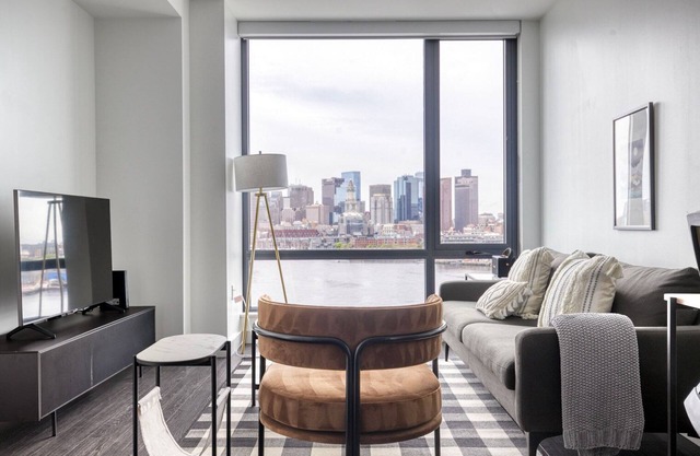 Blueground | Central-Maverick Square, pool, nr Boston Harbor