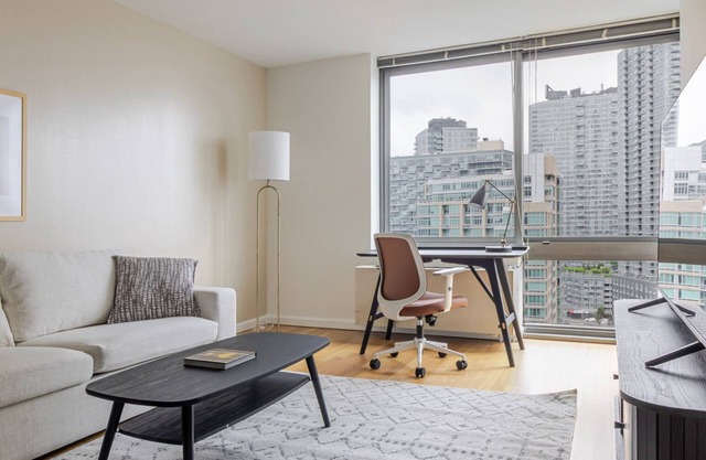 Blueground | Long Island City, rooftop, nr Gantry Plaza