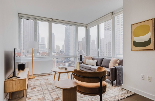 Blueground | Midtown S, gym & w/d, nr Empire State