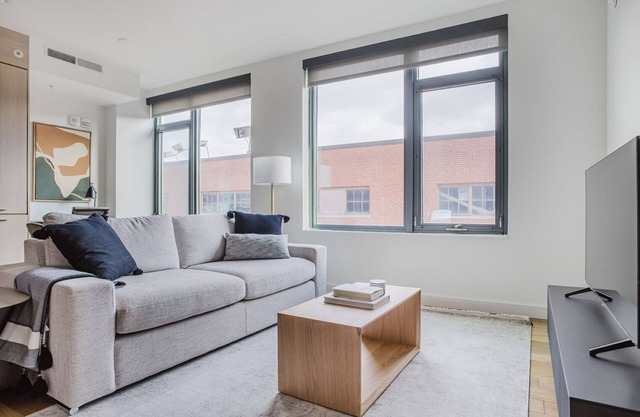 Blueground | Navy Yard, gym, near Nats Park