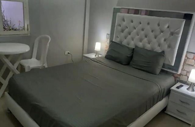 Bm-6 room near the sea with air conditioning and WIFI