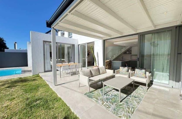 Boardwalk Hideaway 27 - Luxe 3BD w Pool