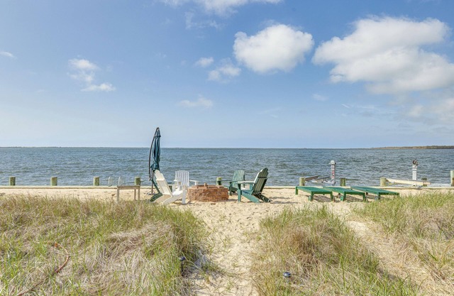 Boho Beach Hideaway w/Pool, Fire Pit & Grill!
