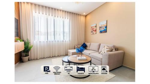 Boho Chic At Imi Waves Villa with walk to beach & Workspace fast wifi & AC