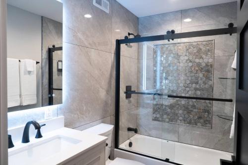 Bottom right Jesse James