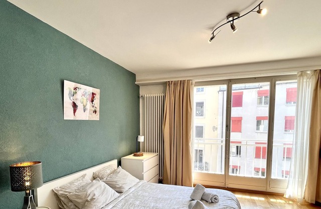 Boutique Central Studio, 5' from Lake