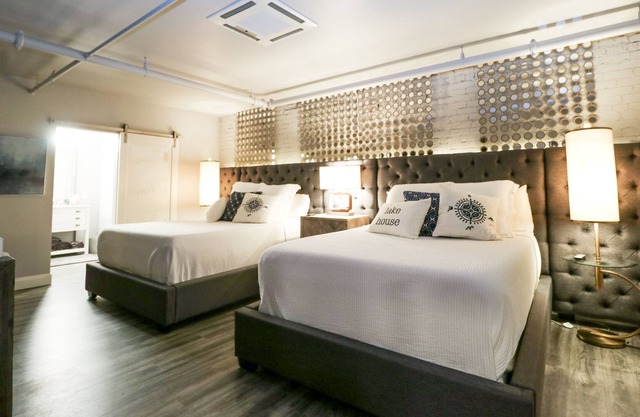 Boutique hotel in historic downtown Seneca Room #3, two Queen beds.