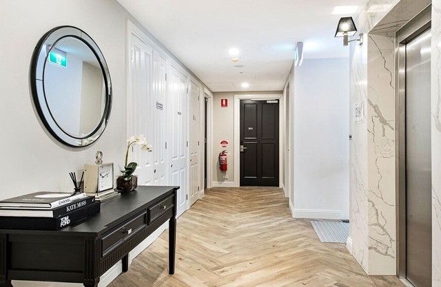 BRAND NEW! 1 Bed 1 Bath Apartment in Caulfield North