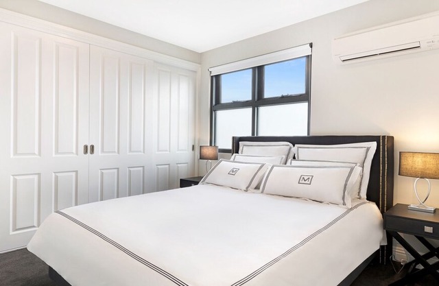 BRAND NEW! 2 Bed 1 Bath Apartment in Caulfield North