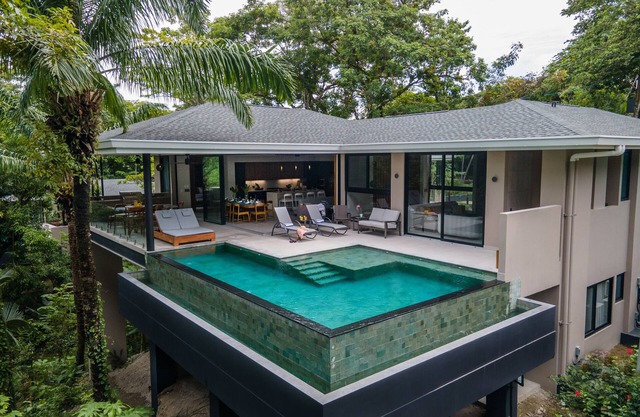 Brand New 5 Bedroom Villa/Gated Community/Wildlife