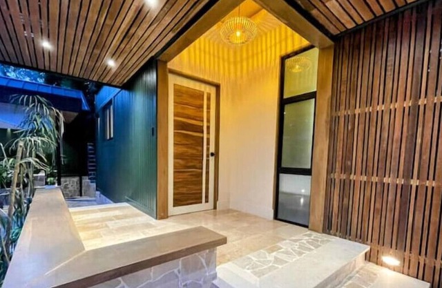 BRAND NEW 5-Star LUXE The Oasis - Couples Villa