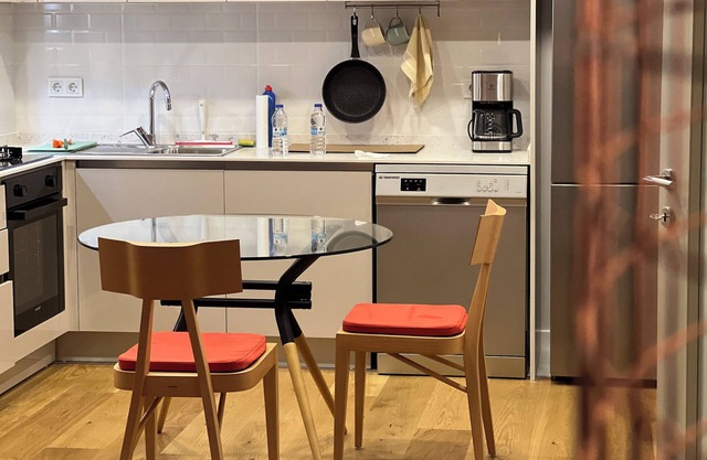 Brand-New Cozy 1-Bedroom Condo at Prime Istanbul – AC & WiFi Included