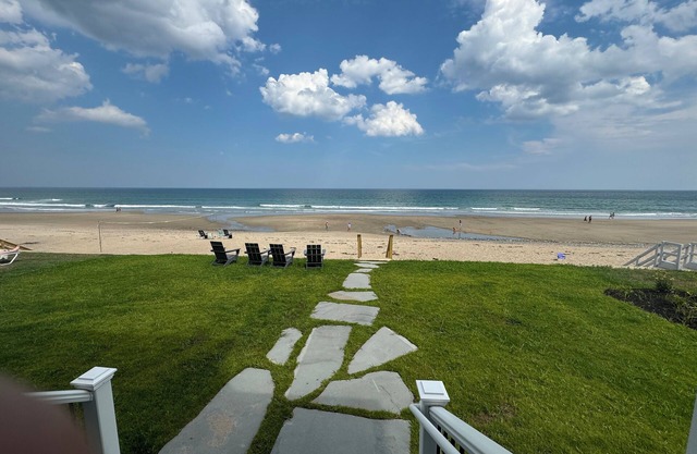 Brand new Five bedroom beachfront home on Moody Beach.Amazing location!