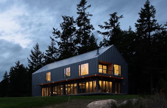 Breathtaking modern boutique hotel with hot tubs & ocean views