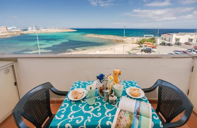 Breathtaking seaview apartment in Porto Torres