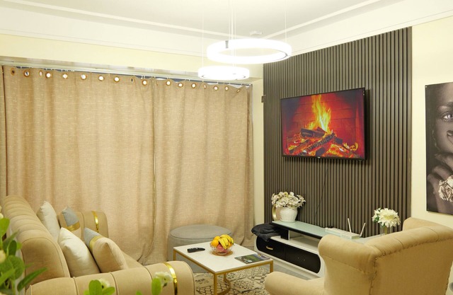 Breathtaking Views!Modern2BR:Pool,Gym,Parking.