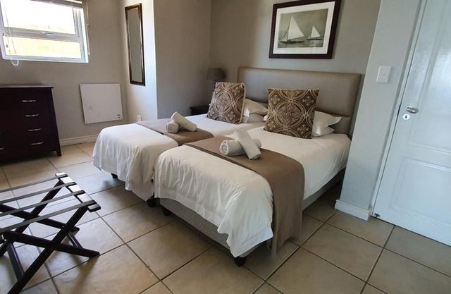 Brenton On The Rocks - 2 bedrooms for family or friends