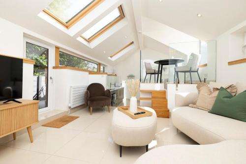 Bright 1-bedroom house by Holyrood Park