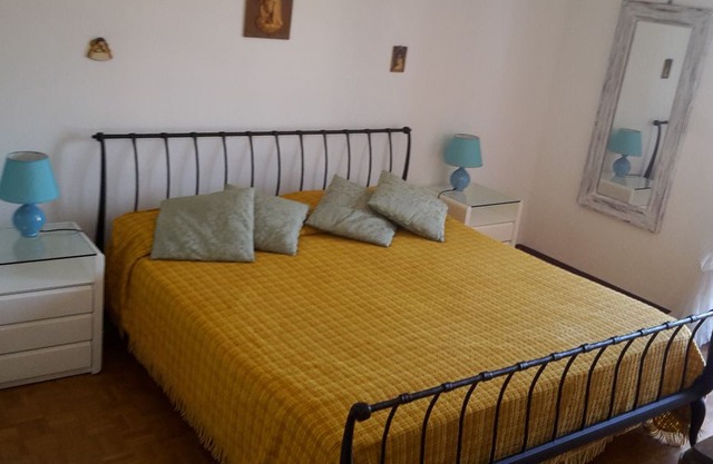 Bright apartment Luino center