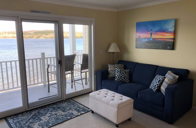 Bright, Beautiful, Newly Remodeled condo right on Lake nCharlevoix.
