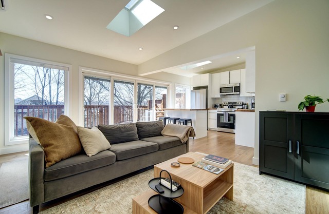 Bright, Modern Suite in the Heart of Downtown Dartmouth!