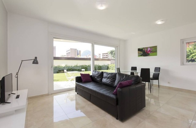 Bright one-bedroom apartment close to Lugano lake front - ROGGIA 2